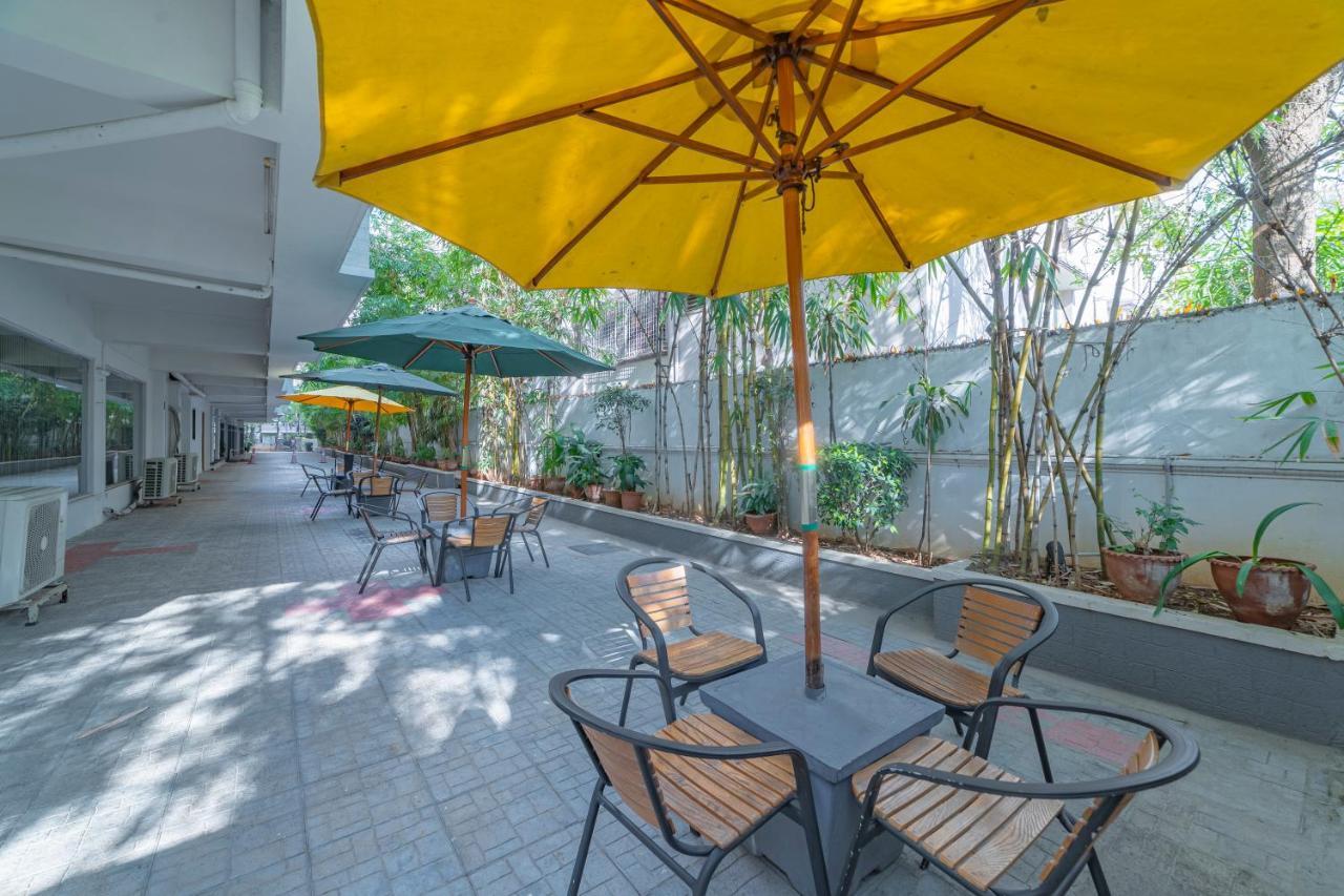 Hotel Athome , Whitefields, Kondapur Hajdarabad Zewnętrze zdjęcie