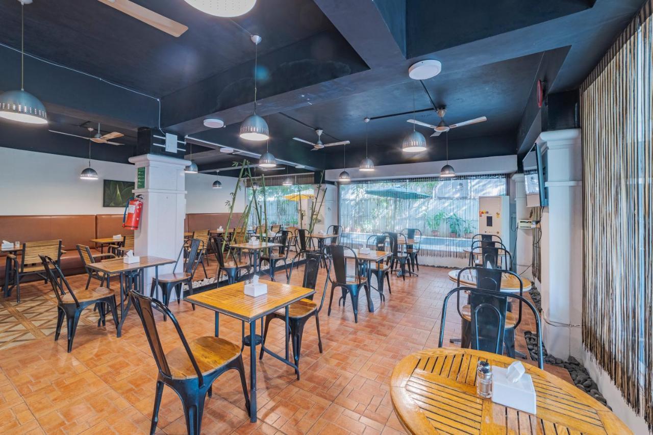Hotel Athome , Whitefields, Kondapur Hajdarabad Zewnętrze zdjęcie