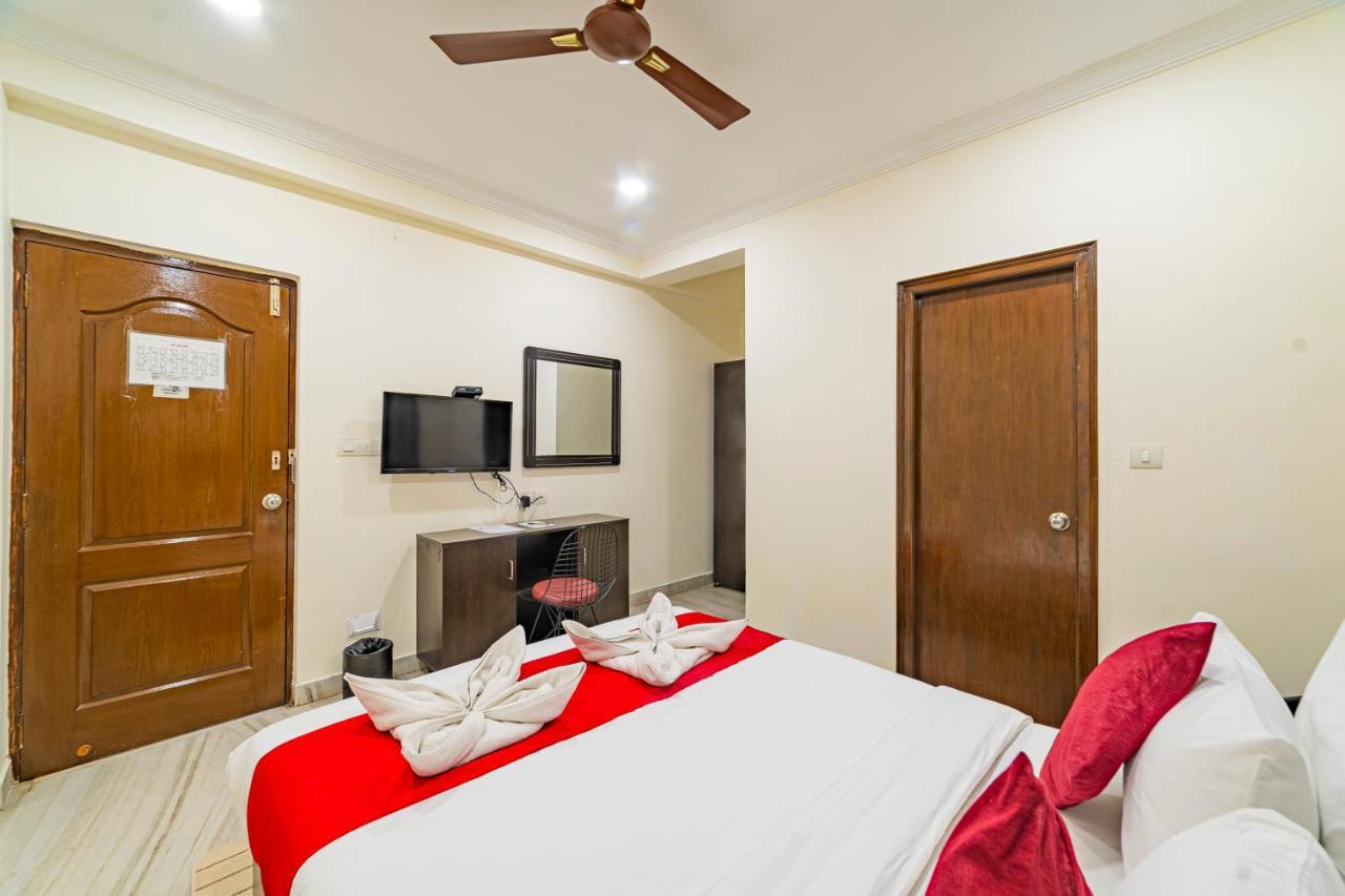 Hotel Athome , Whitefields, Kondapur Hajdarabad Zewnętrze zdjęcie
